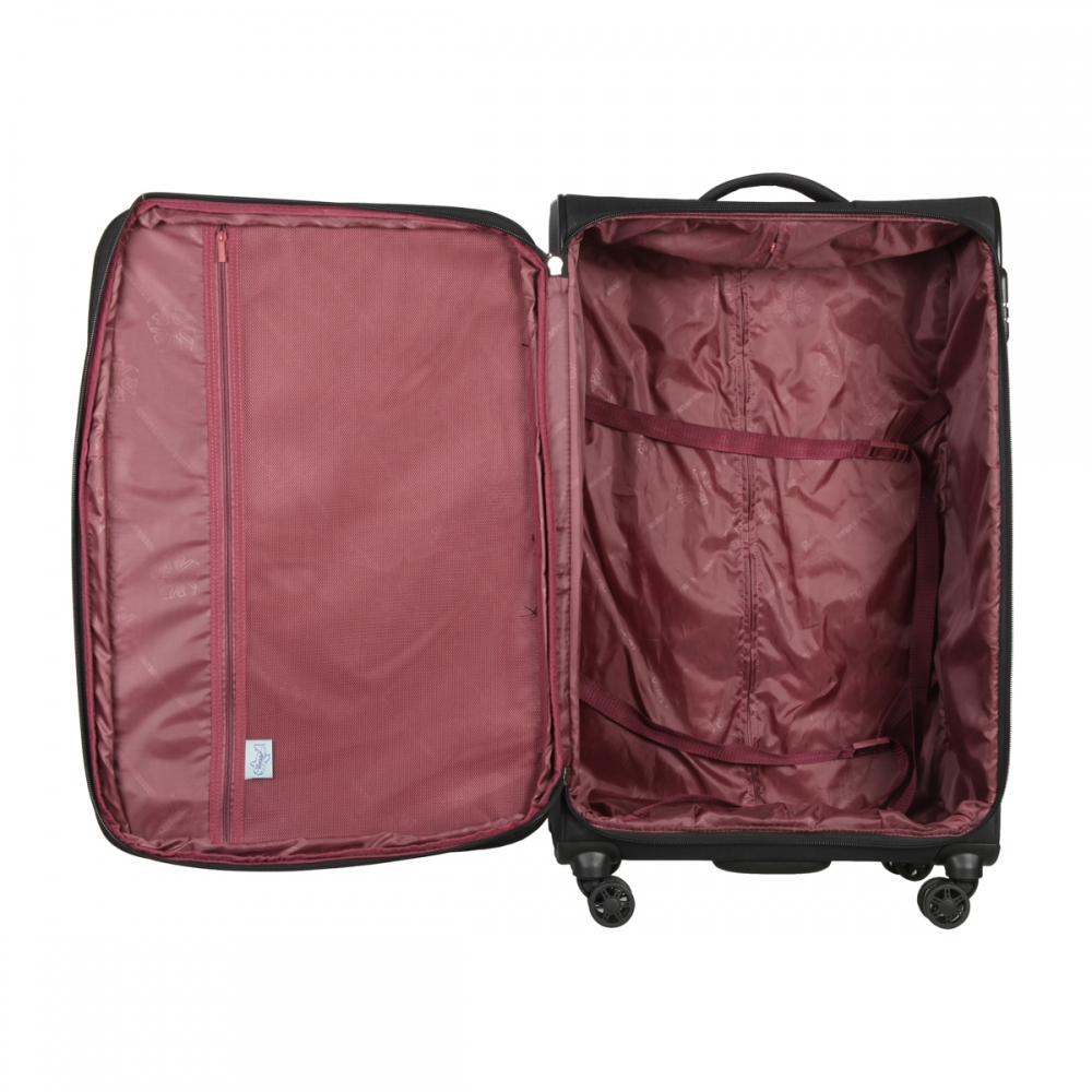 Полка в транспорте для чемоданов и сумок