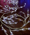 Светодиодная композиция "Ветка с листьями", прозрачные листья (БЕЛЫЙ)