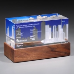 Награда с подсветкой из прозрачного стекла и натурального дерева (американский орех) CL504